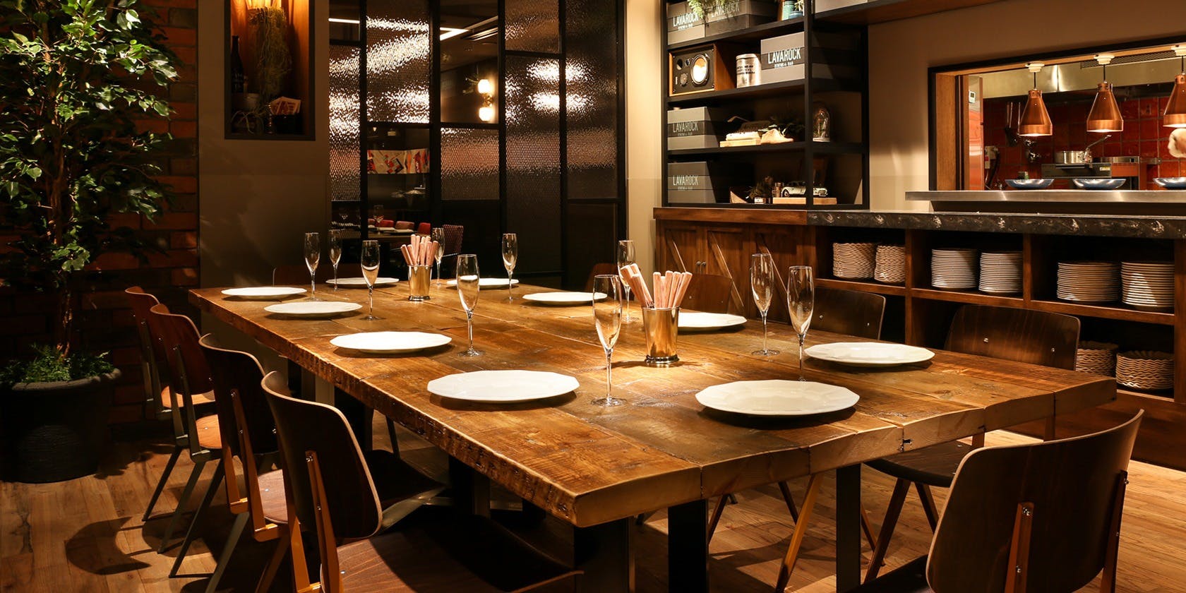 Dining & Bar LAVAROCK 神谷町 - 画像2