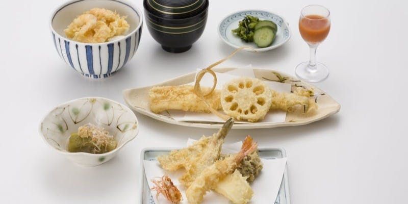 【夕顔（ゆうがお）】香り立つひと揚げ、心に残るひととき。絶品天ぷらを味わえるコース