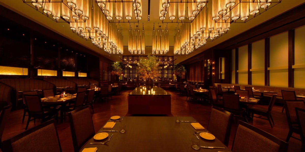 ロウリーズ・ザ・プライムリブ 赤坂 - 画像1