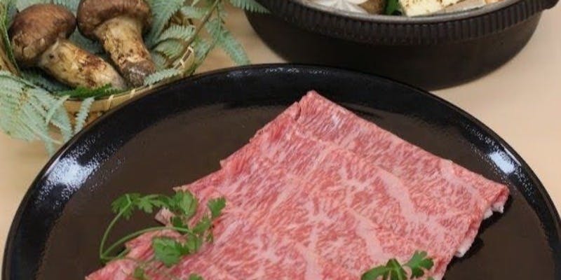 【飲み放題付 国産牛すき焼きコース】上質な肉の美味しさを堪能！旬の野菜、うどんorごはん、デザート付