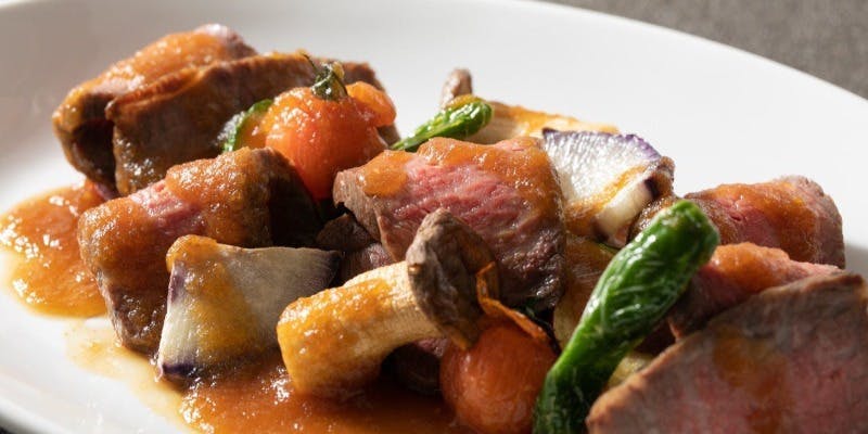 【120分飲み放題付】厳選された黒毛和牛の赤身肉＆牛ステーキを味わい尽くす（全6品）