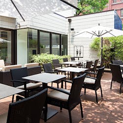 ヨックモック青山本店 ブルー ブリック ラウンジ Yoku Moku Blue Brick Lounge 表参道 洋食 カフェ スイーツ 一休 Comレストラン ヨックモック青山本店 ブルー ブリック ラウンジ Yoku Moku Blue Brick Lounge 表参道 洋食 カフェ スイーツ 一休 Comレストラン