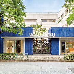 ヨックモック青山本店 ブルー ブリック ラウンジ Yoku Moku Blue Brick Lounge 表参道 洋食 カフェ スイーツ 一休 Comレストラン ヨックモック青山本店 ブルー ブリック ラウンジ Yoku Moku Blue Brick Lounge 表参道 洋食 カフェ スイーツ 一休 Comレストラン