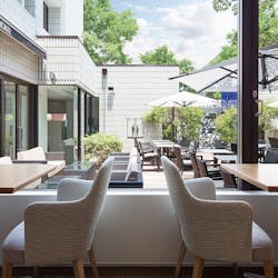 ヨックモック青山本店 ブルー ブリック ラウンジ Yoku Moku Blue Brick Lounge 表参道 洋食 カフェ スイーツ 一休 Comレストラン ヨックモック青山本店 ブルー ブリック ラウンジ Yoku Moku Blue Brick Lounge 表参道 洋食 カフェ スイーツ 一休 Comレストラン