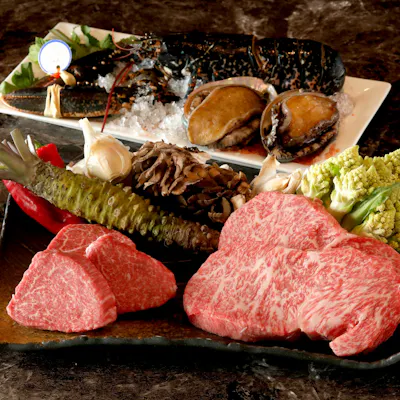 腕を磨いたシェフによる、 東京會舘のエスプリ感じる鉄板焼