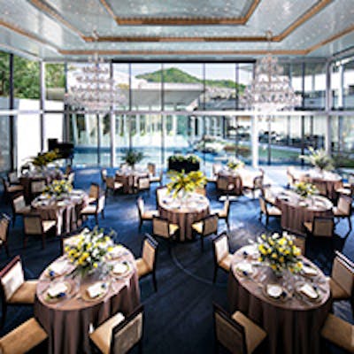 シンプルで洗練された大人の寛ぎ空間