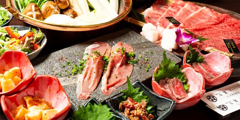炙り肉寿司やユッケ風レアステーキ付き近江牛すき焼きのセット