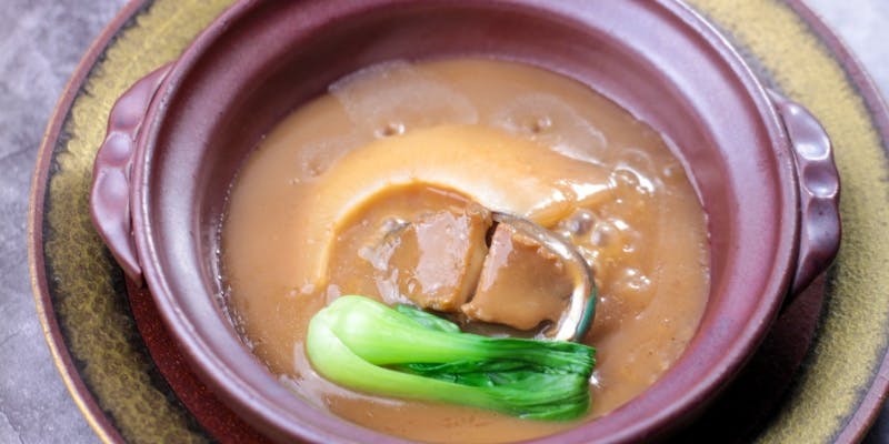 【芙蓉】フカヒレの土鍋煮込みがメイン！季節の食材を盛り込んだ絢爛華麗なコース＋スパークリング