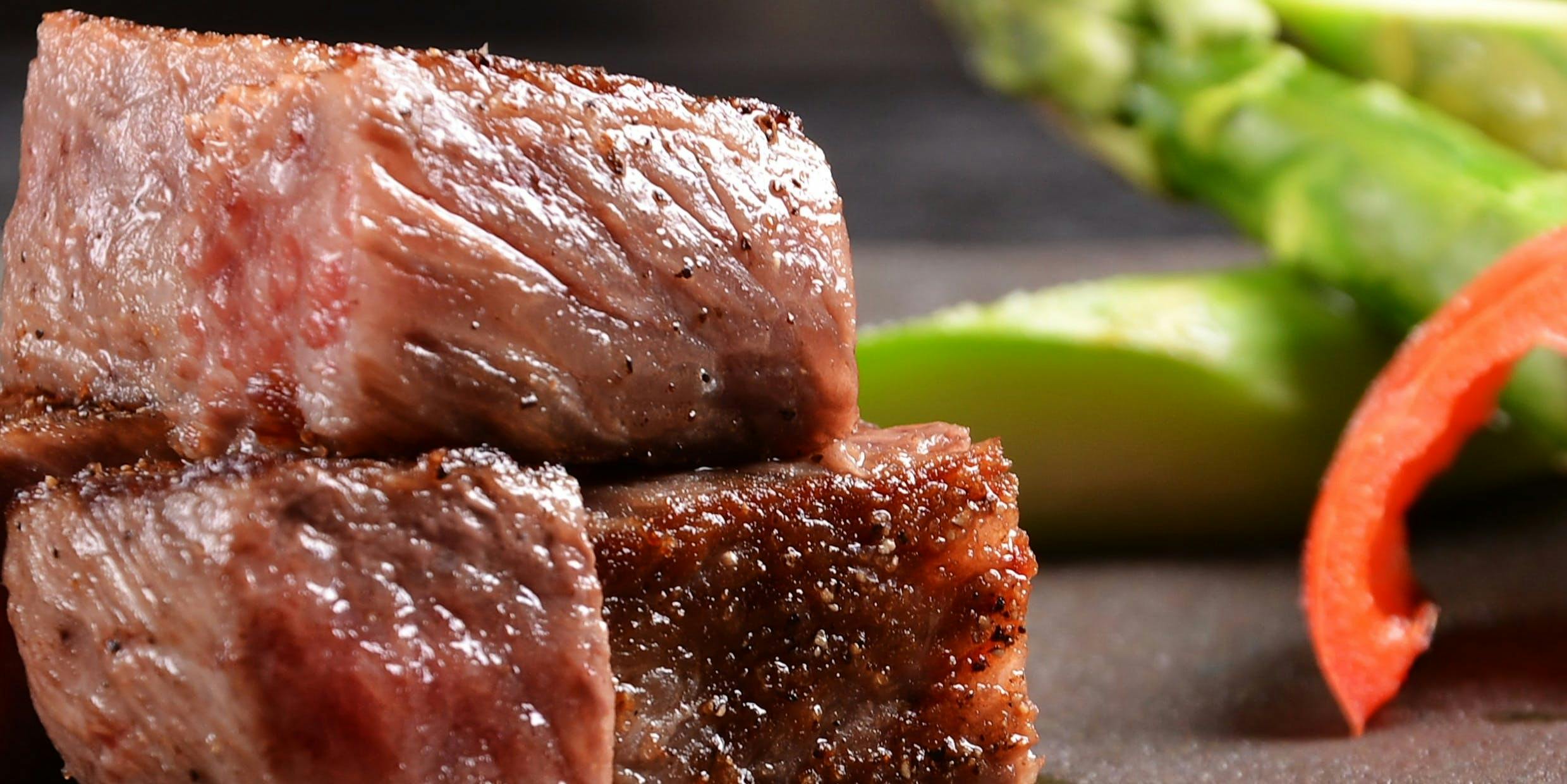 鉄板ダイニング 藤彩（TEPPAN DINING TOUSAI）