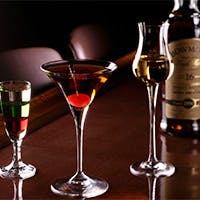 しっとりとお酒を嗜むひと時