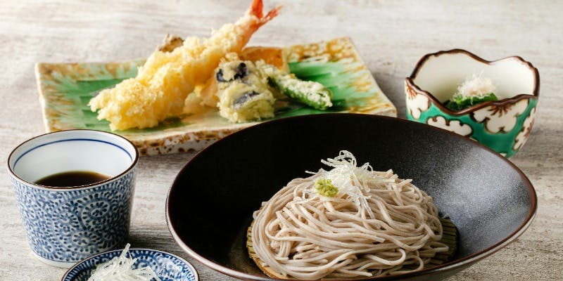 【深大寺そばと大海老天婦羅】＋1ドリンク付き