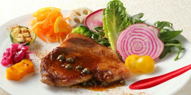 カナダ産ナチュラルポーク　ハーブ香るマスタードソース