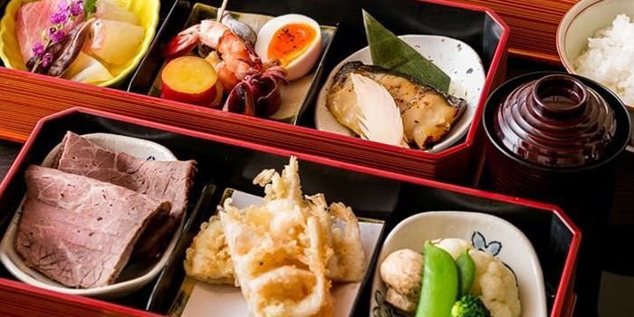 すき焼き・しゃぶしゃぶ・懐石料理　小豆（あずき）