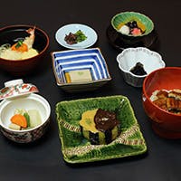 京都四条通りに本店をかまえる田ごと