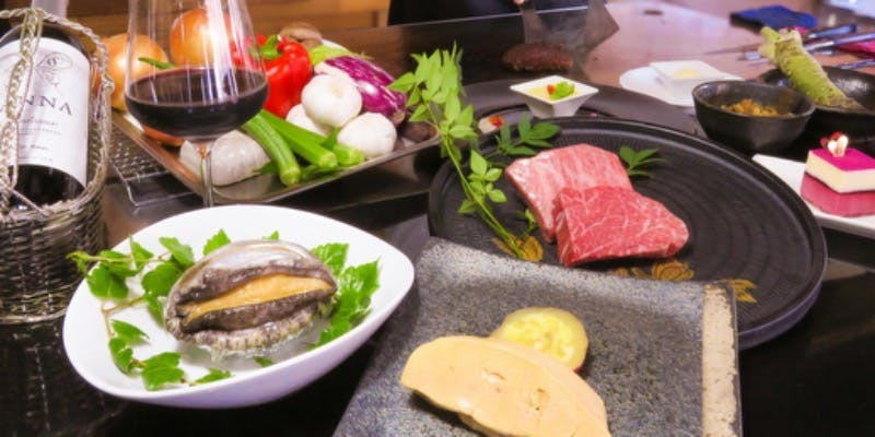 【華コース】厳選した国産牛に加えフォアグラや活き鮑もお楽しみいただけるコース