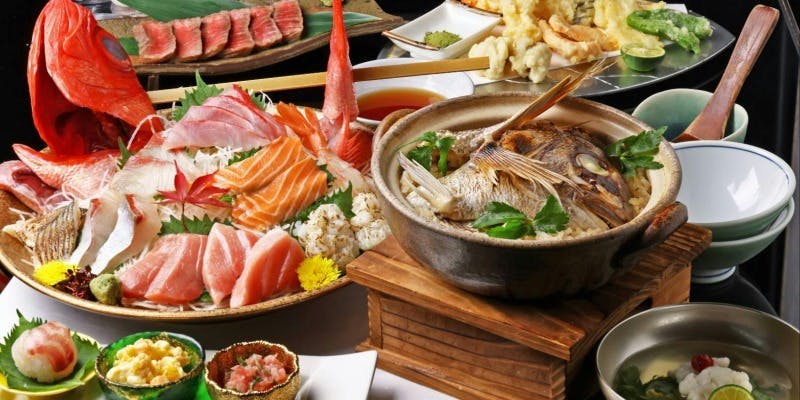 【料理長渾身】お造り、季節の天ぷら、黒毛和牛、明石天然鯛の土鍋ご飯など