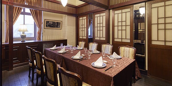 記念日におすすめのレストラン・中国料理 紅楼夢の写真2