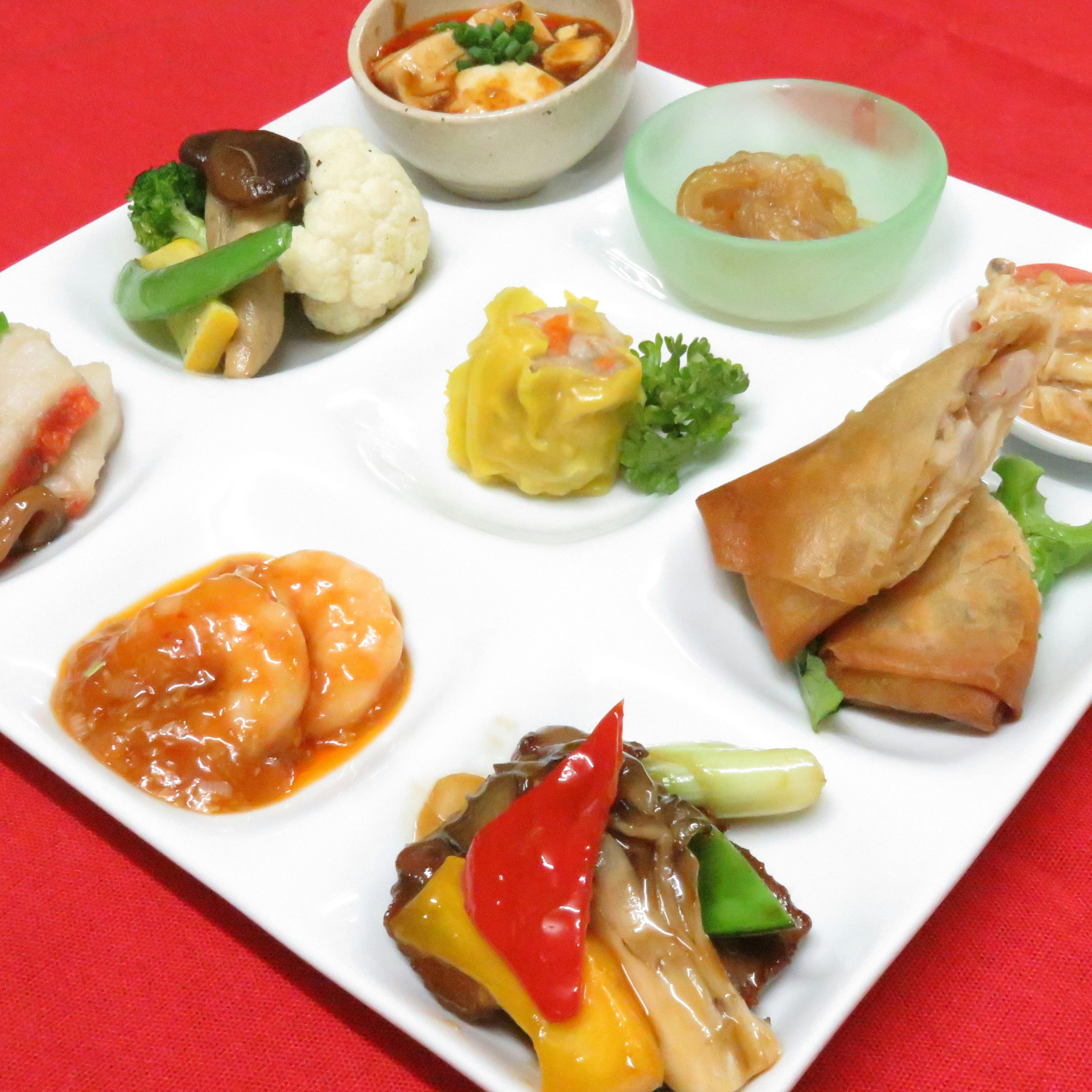 ランチ 中国料理 紅楼夢 チュウゴクリョウリ コウロウム 神保町 中国料理 一休 Comレストラン