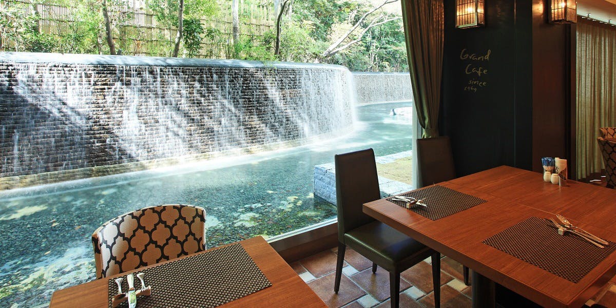 オールデイダイニング グランカフェ／西鉄グランドホテル