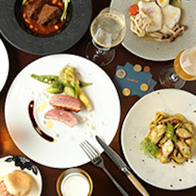 市場で直接仕入れた厳選食材