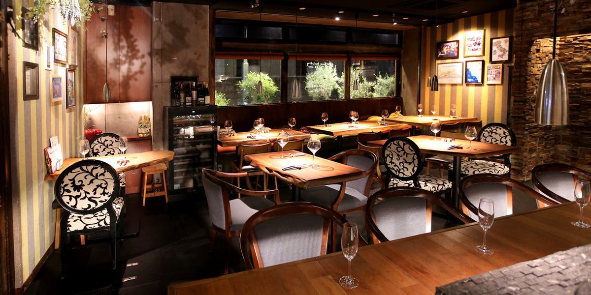 ビストロvinvin三宮店 【Xmas2025】シャンパン含む3ドリンク、蟹いくら