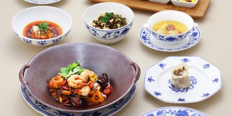 【季節の料理長おすすめランチコース】