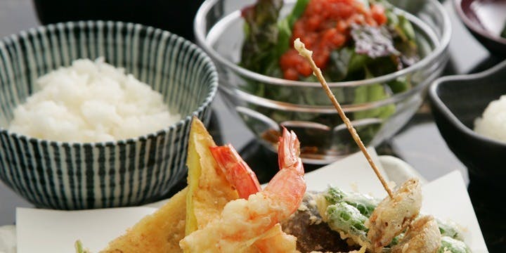 天ぷら岡本（てんぷらおかもと）