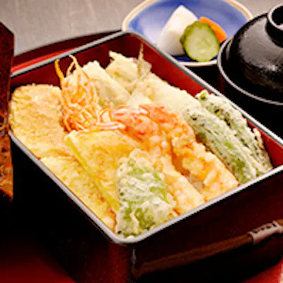 旬の素材と季節を揚げる