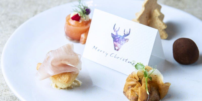 【Xmas2025】薪火薫る厳選鶏のグリルやクリスマス限定デザートを味わうショートコース