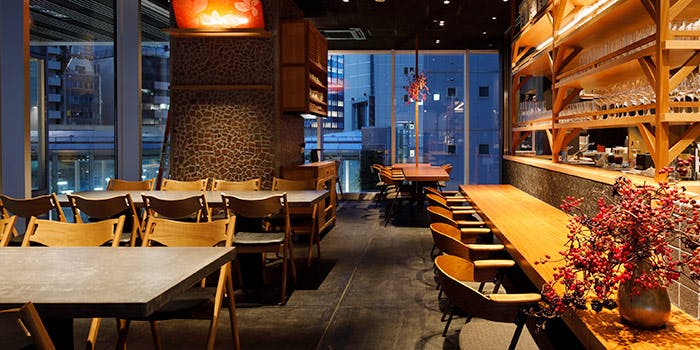 圓 弁柄 渋谷ストリーム