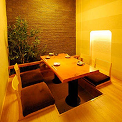 20名様までの掘りごたつ席など個室が充実