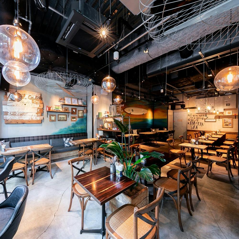 ⑤ 希少　ハワイアンコア材　テーブル　カフェ　などにも ②希少 ハワイアンコア材 テーブル カフェ などにも ⑤ 希少