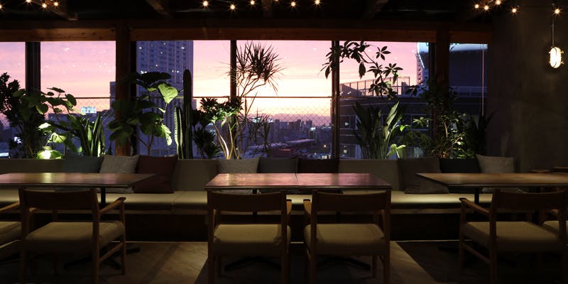 GRILL DINING & WINE ���R�e���X�^���É����R�z�e��