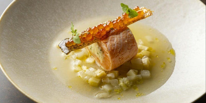 カサコース（お好みのスターター＋お好みのメイン＋デザート＋ドリンク）