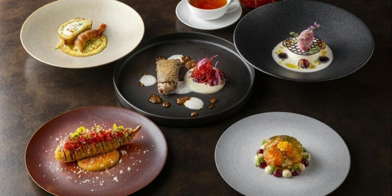 【シグネチャーコース】季節の食材を使用したコース全5品