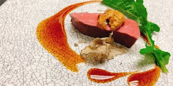 【極コース】尾崎牛の雲丹ユッケ、肉寿司、薪焼きのステーキなど全8品 - EBISUYA