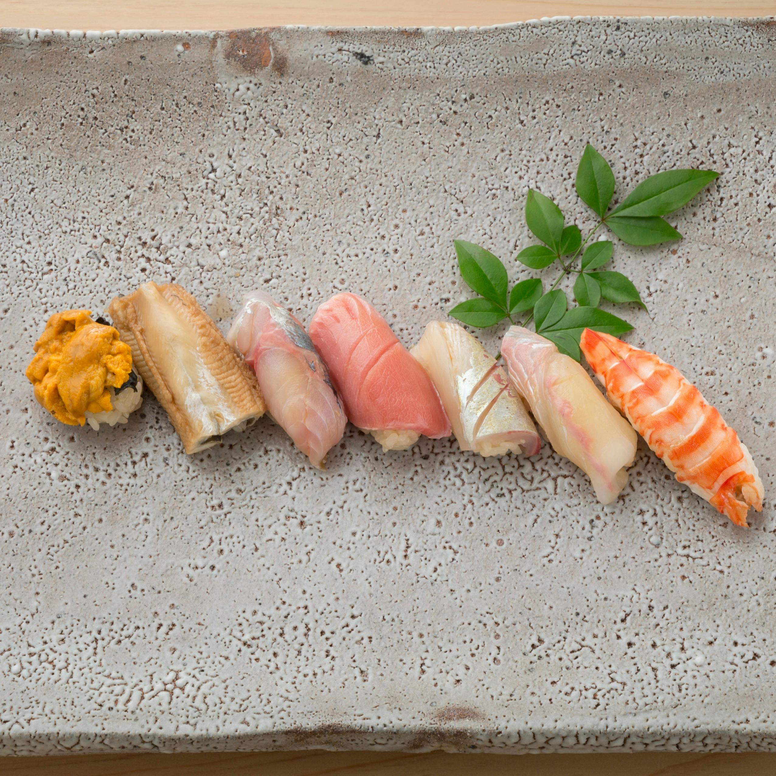 喜ふく 大将おまかせコース 繊細で風情ある日本料理と 手業を凝らし旨味を引き出したお鮨をご堪能下さい ディナー プラン 11452043 メニュー 一休 Comレストラン