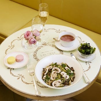 ���f���� �T�����E�h�E�e �R�X