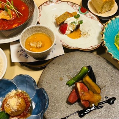 【厳選食材を使用した季節の料理】