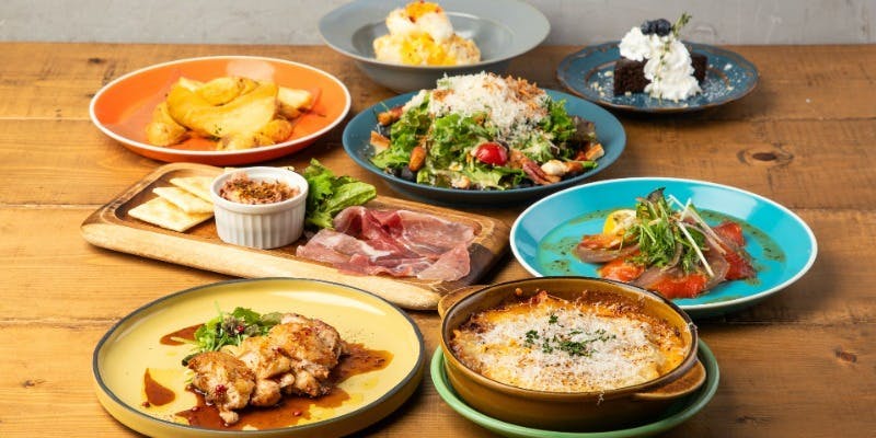 【Chicken × Lasagna】 ハニーチキングリルや名物のラザニア付きプラン全8品	＋【2.5H飲み放題付き】