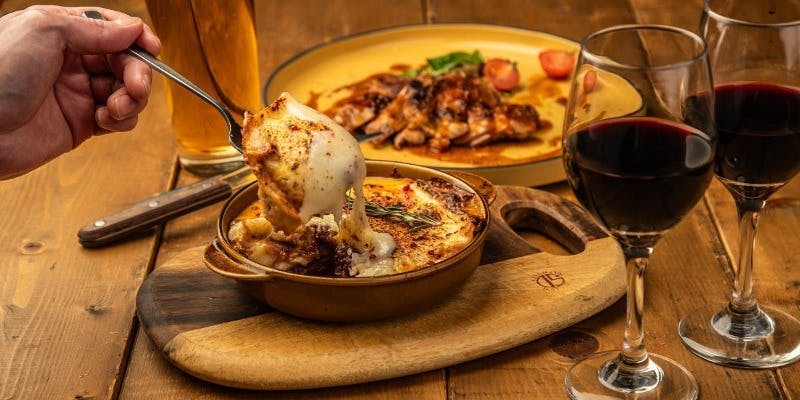 ＃802 CAFE&DINER 渋谷店（ハチマルニ カフェアンドダイナー）