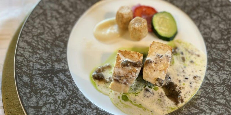 【Gardenia（ガルデニア）】オードブル、お魚メイン、デザートなど全4品