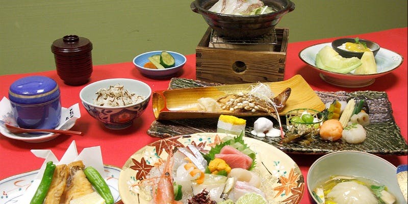 【銀座 穂の河　10周年特別料理　11・12月】　季節の先付けや焚き合せなど 全7品