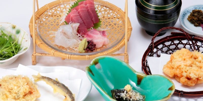 【磯波コース】刺身三点盛りや、新鮮な魚介や野菜などの天ぷら8品目など