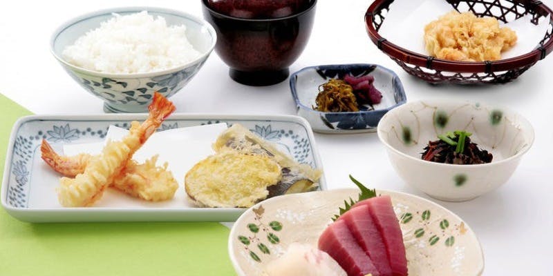 【櫂御膳】刺身盛合せ、天麩羅 海老二尾など全5品