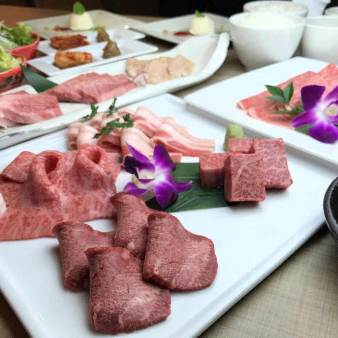 黒毛和牛焼肉 薩摩 牛の蔵 なんば店 至福のランチコース 特選 塩焼き タレ焼きの旨味をご堪能 ソフトドリンク付 半個室確約 ランチ プラン 11201120 メニュー 一休 Comレストラン