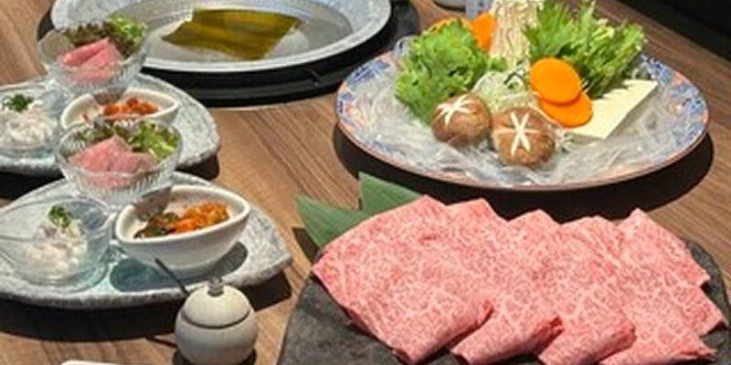 【山形牛雌牛 極上しゃぶしゃぶコース】山形牛雌牛サーロイン、八代目儀兵衛のこだわりごはん等全7品