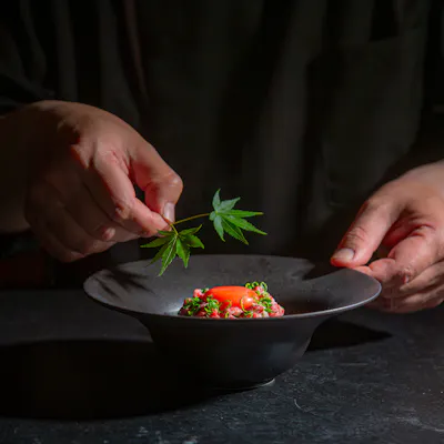 肉だけでなく魚にも精通している店主が腕を振るう焼肉割烹