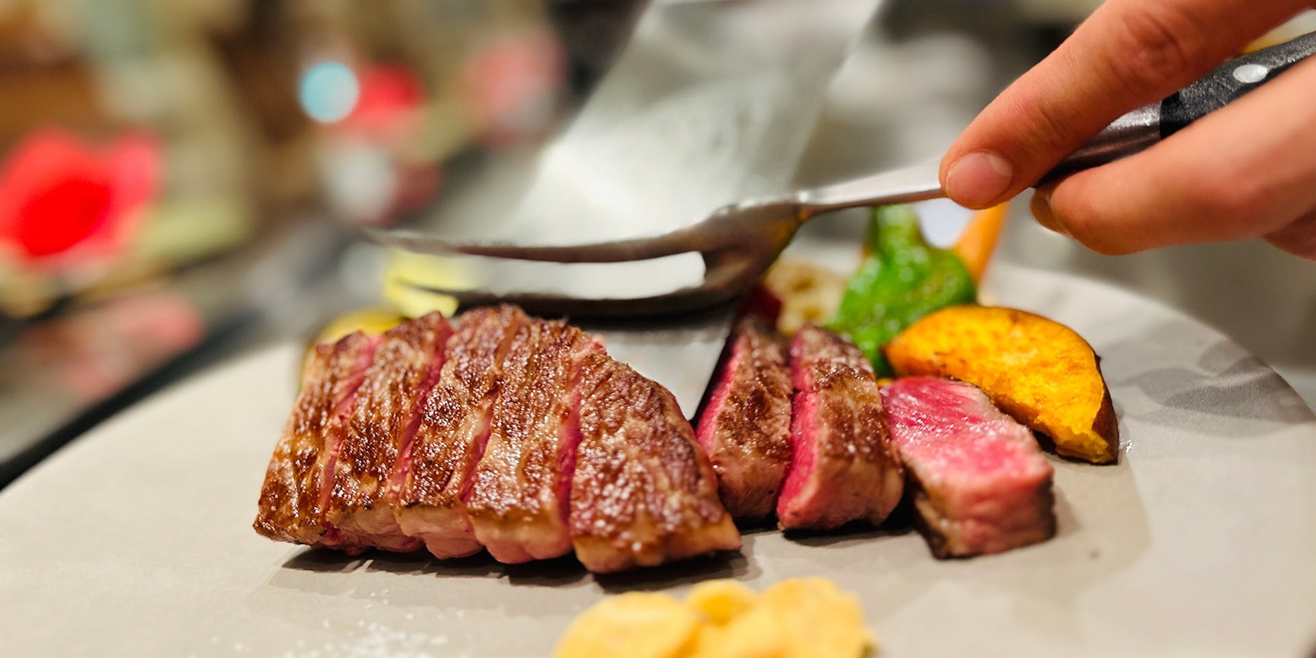 ステーキ＆ワイン シュバルージュ（Steak＆Wine ChevalRouge）