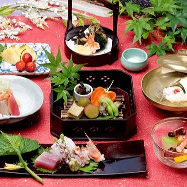 神泉苑 平八 花会席 四季を随所に感じられる会席料理 個室確約 リクエスト予約 ランチ プラン メニュー 一休 Comレストラン 神泉苑 平八 花会席 四季を随所に感じられる会席料理 個室確約 リクエスト予約 ランチ プラン メニュー 一休 Comレストラン
